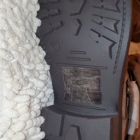 🆕️ NWT Torrid Feaux Suede Boots Size 7W - Picture 5 of 12